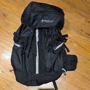 Black Backpack With Water Attachment